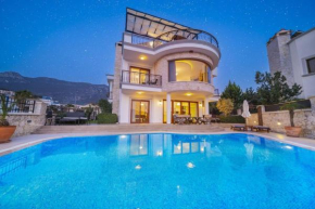 Villa Neria, Kalamar Koyu'nda Lüx Villa